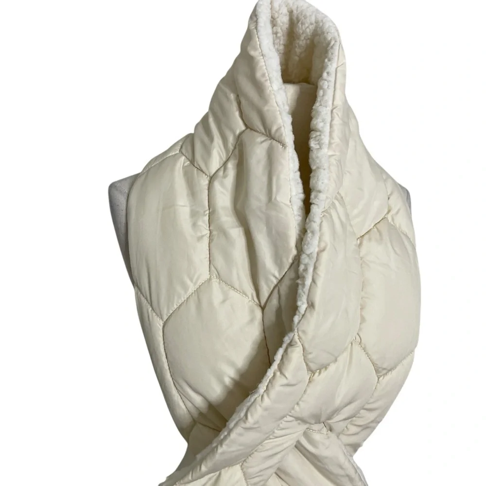 NEW INC International Concepts Quilted Teddy Faux-Fur Puffer Muffler Scarf White